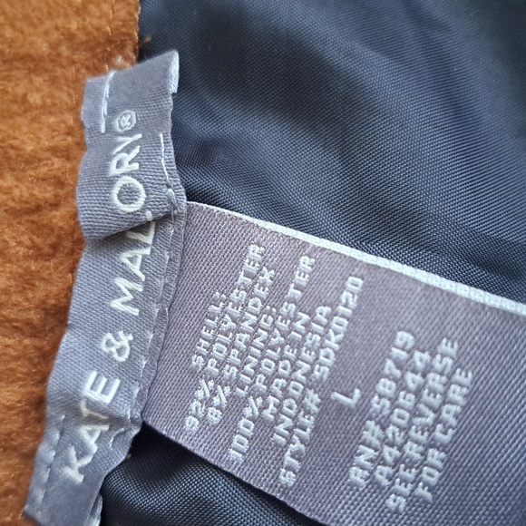 Winter Suede Skirt Set - Picture 8 of 9